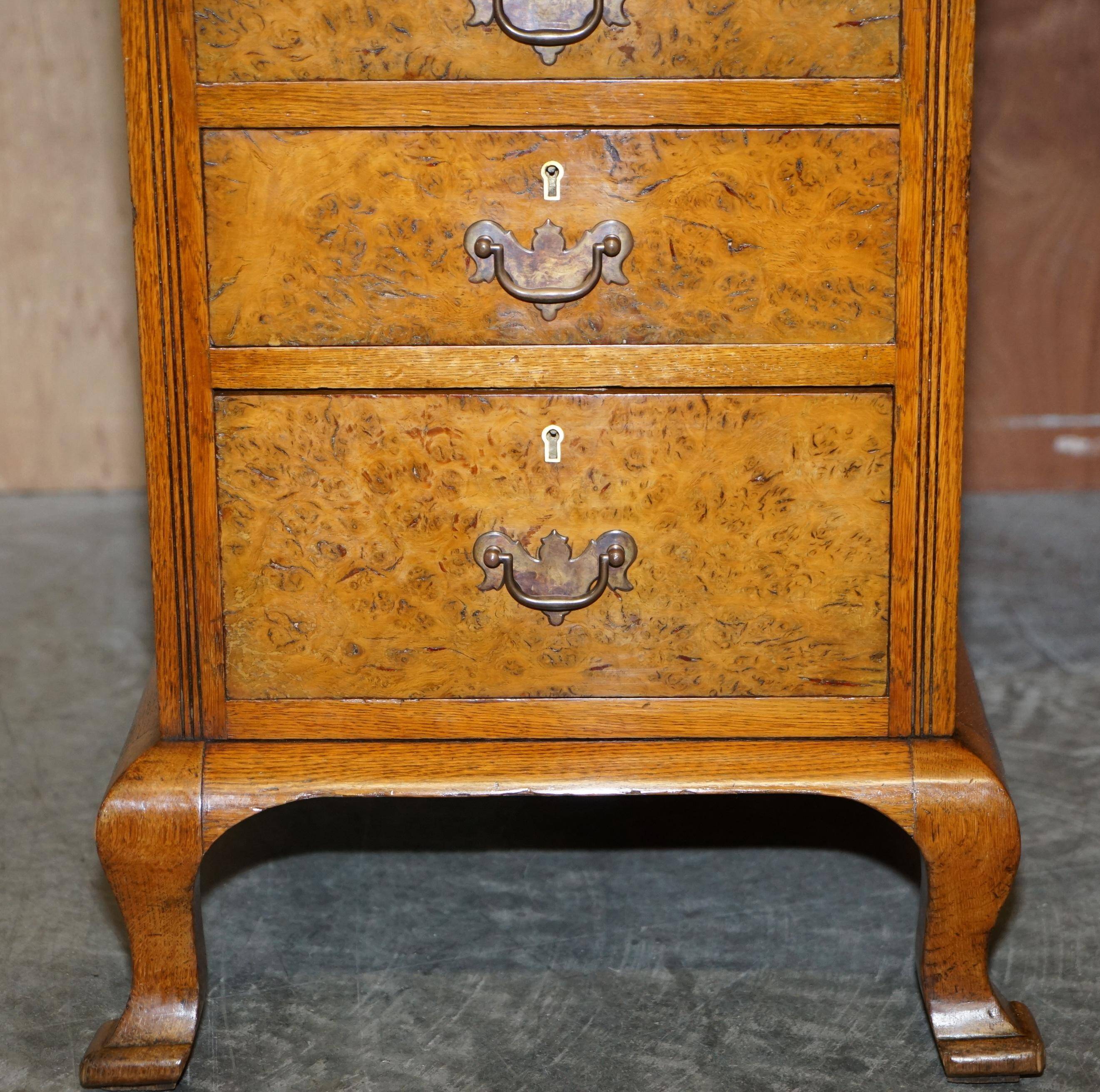 Bureau partenaire victorien en chêne pollard vers 1880 avec plateau en cuir