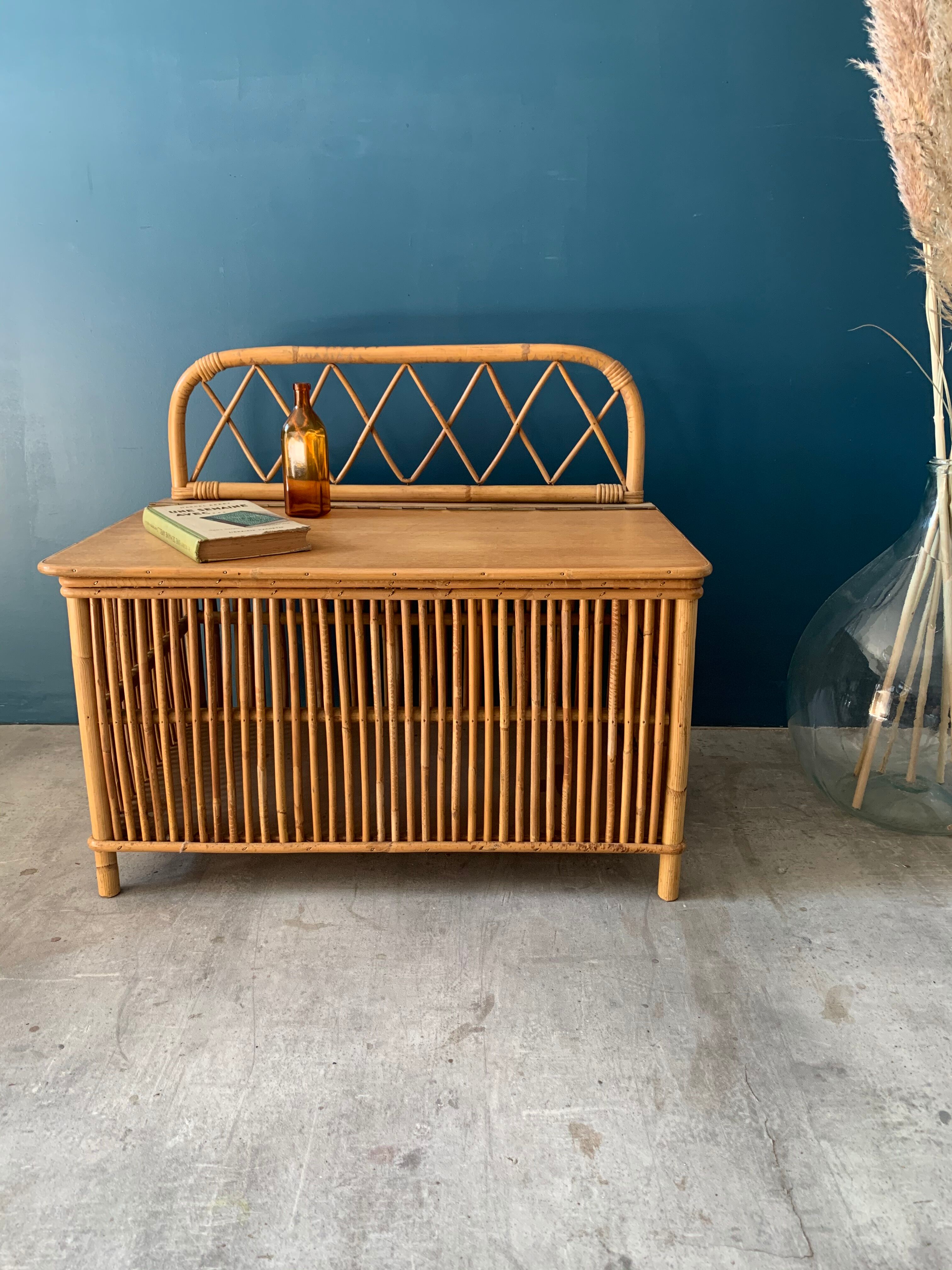 Vintage rattan box