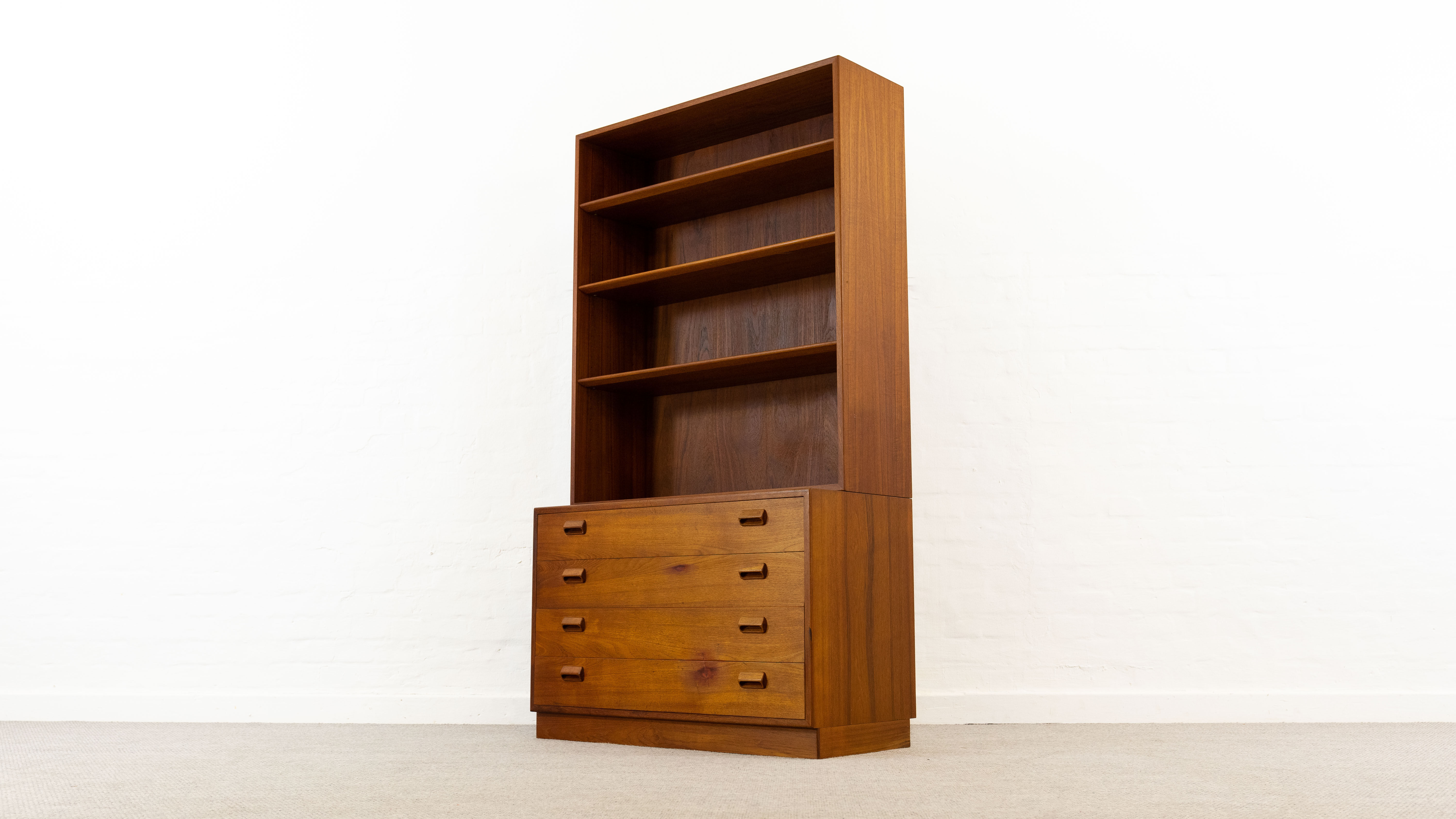 Borge Mogensen teak bookcase for Soborg Mobelfabrik, 1960s