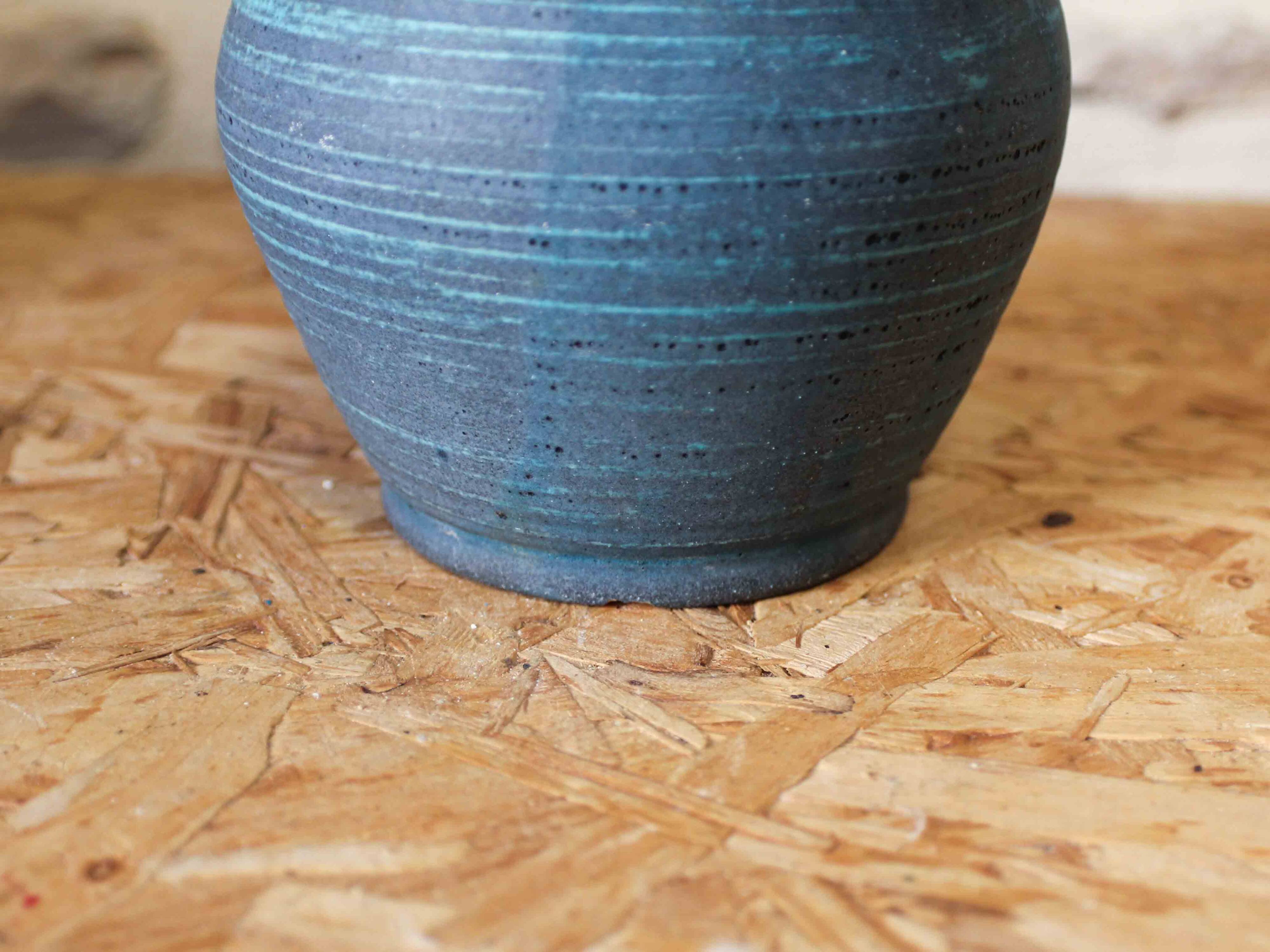 Vase en céramique bleu Accolay