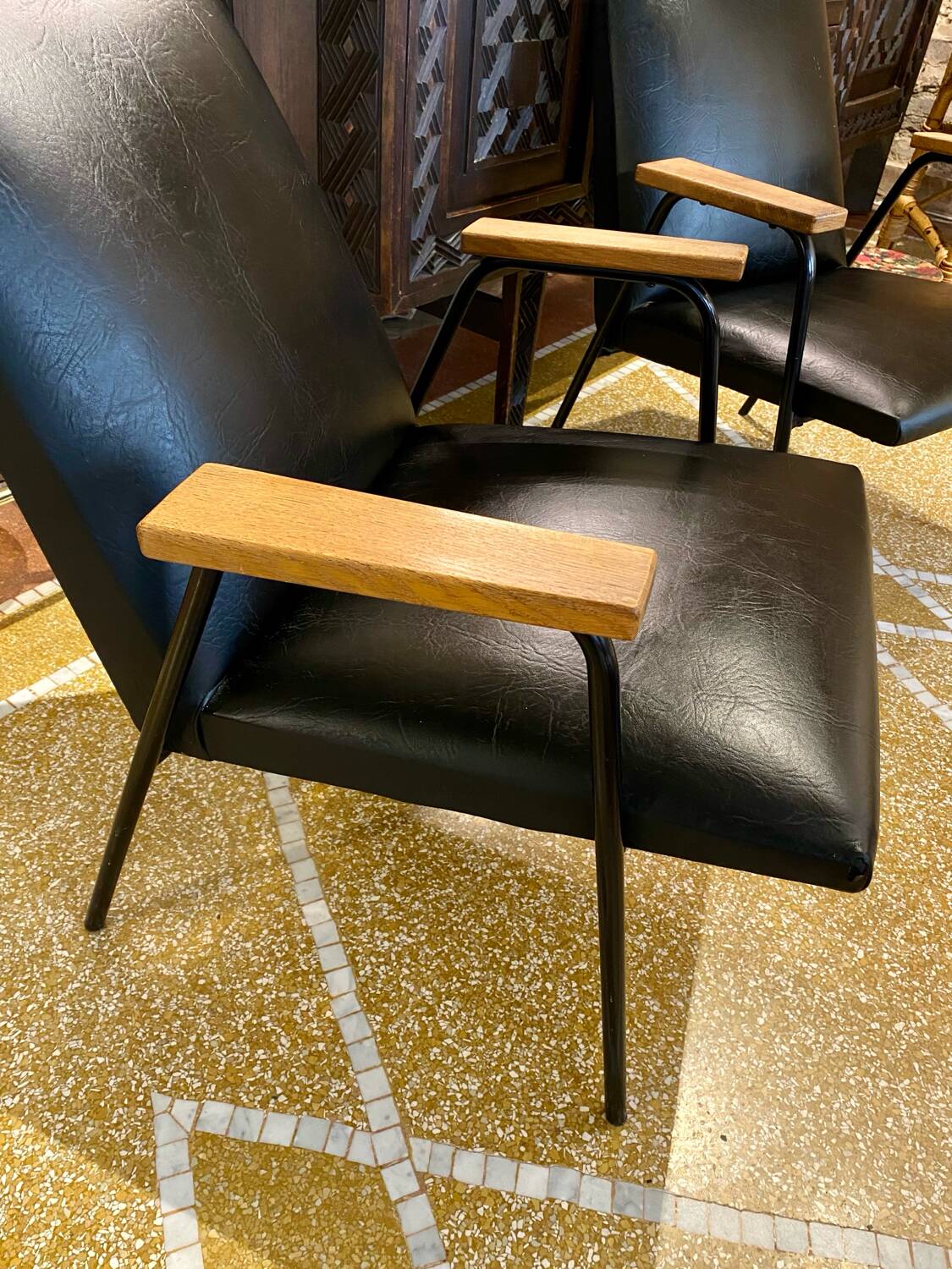 Pair of "Robert" armchairs by Pierre Guariche for Meurop 1962