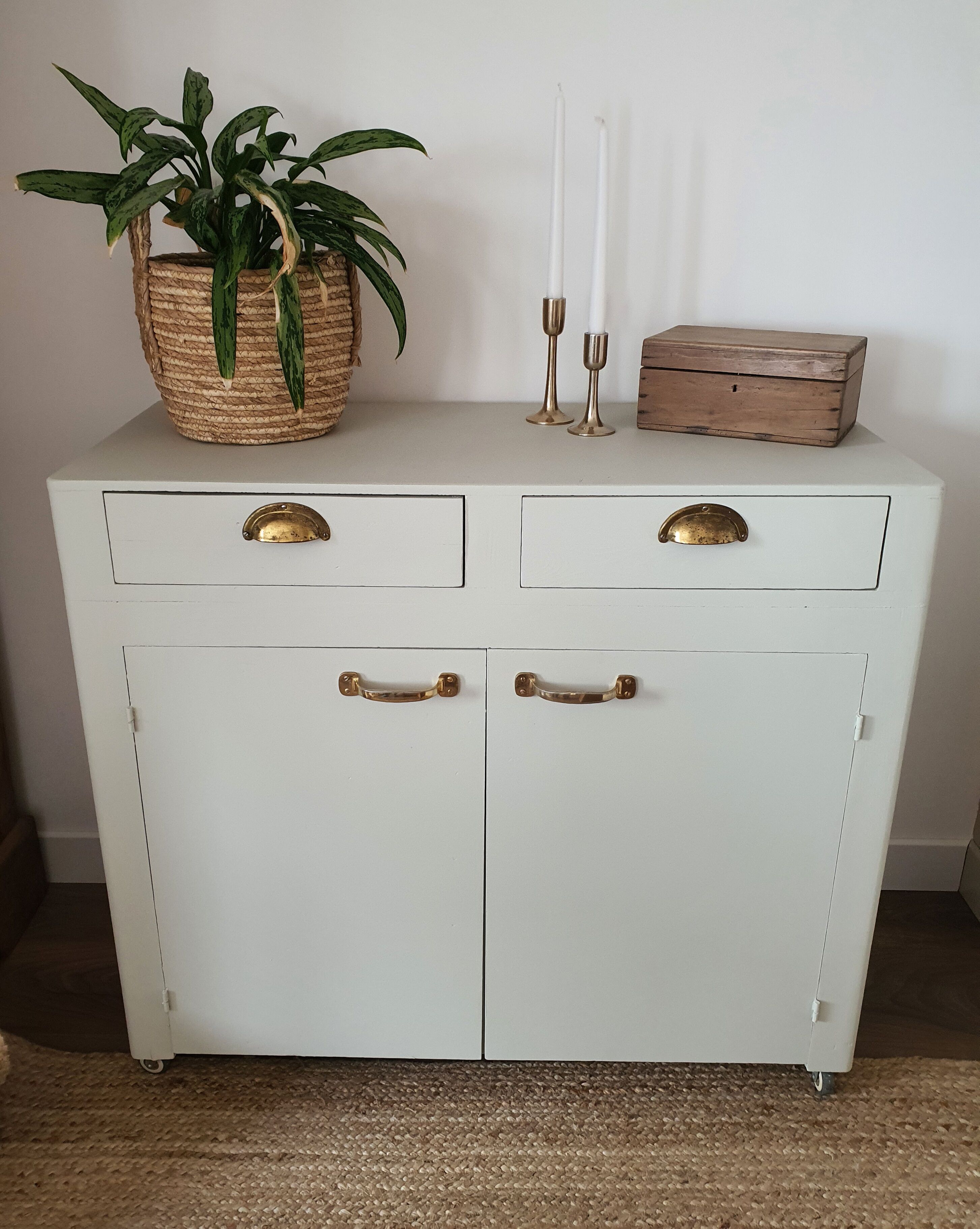 Vintage buffet