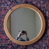 Paire de miroirs ronds scandinaves en pin 70's