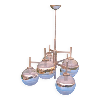 Lustre design space âge des années 70