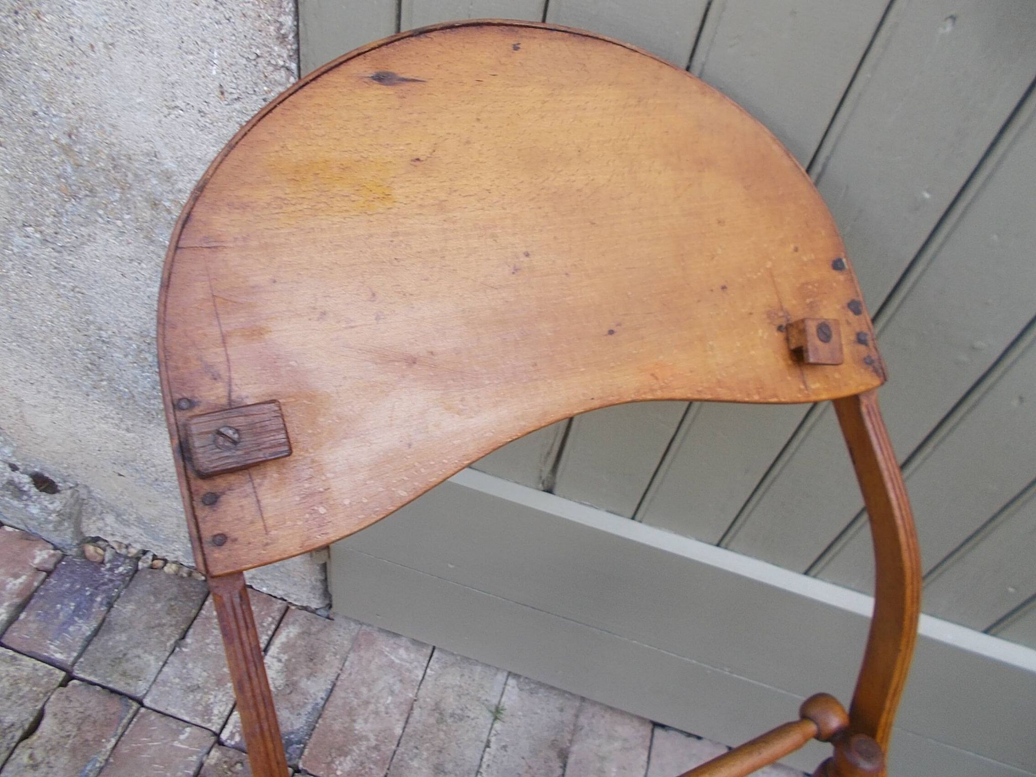 Ancienne chaise haute pour enfant Luterma