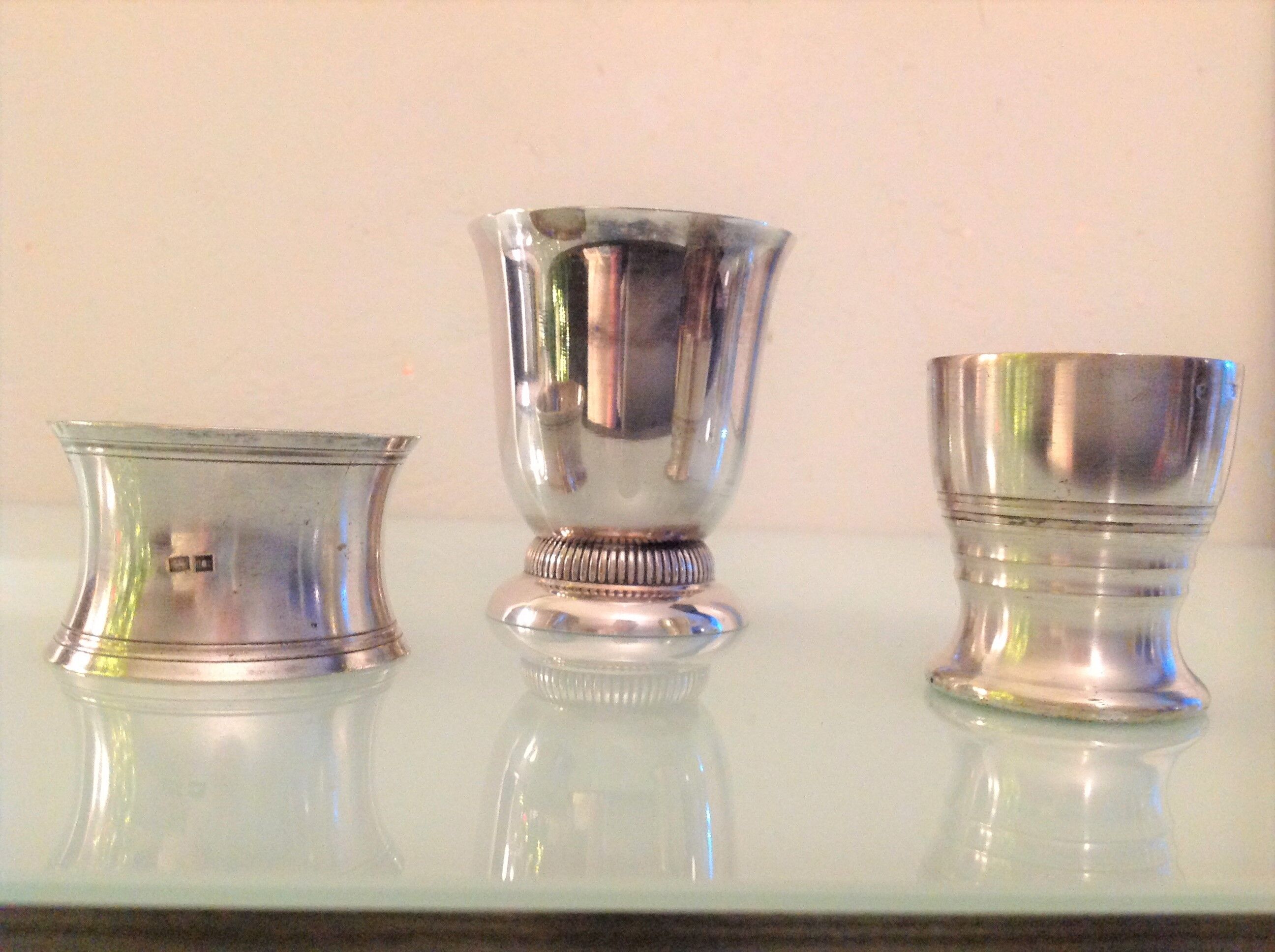 Timpani, shell and round of silver metal / vintage towel 50s-60s