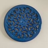 Staub cast iron trivet