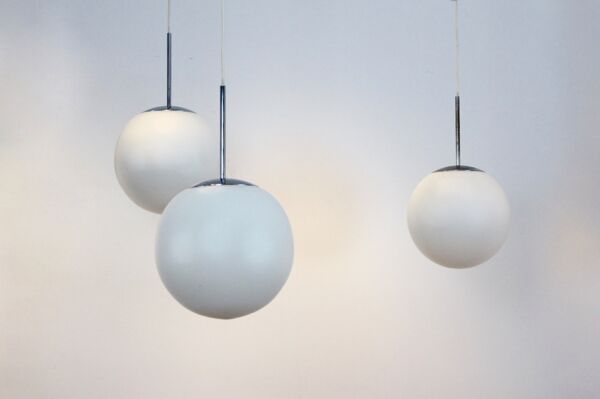Suspension par Peill & Putzler conçu par Wilhelm Wagenfeld