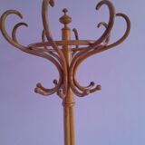 Coat rack called parrot