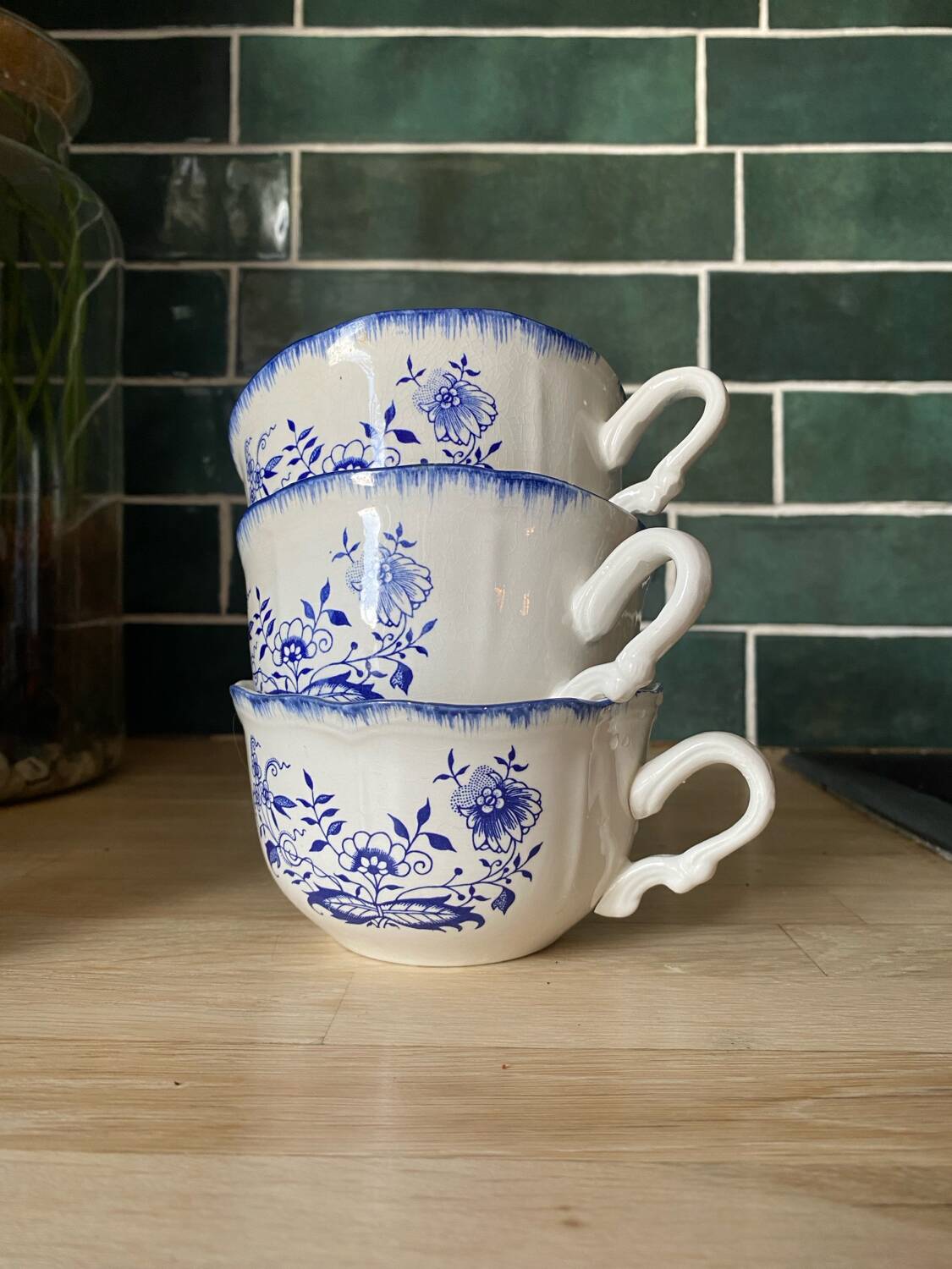 3 Sarreguemines earthenware lunches, Lancaster decor.