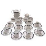 Tableware, complete 94-piece Limoges porcelain dinner service, 20th century