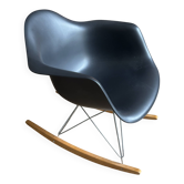 Black rocking chair - Charles Eames - Vitra