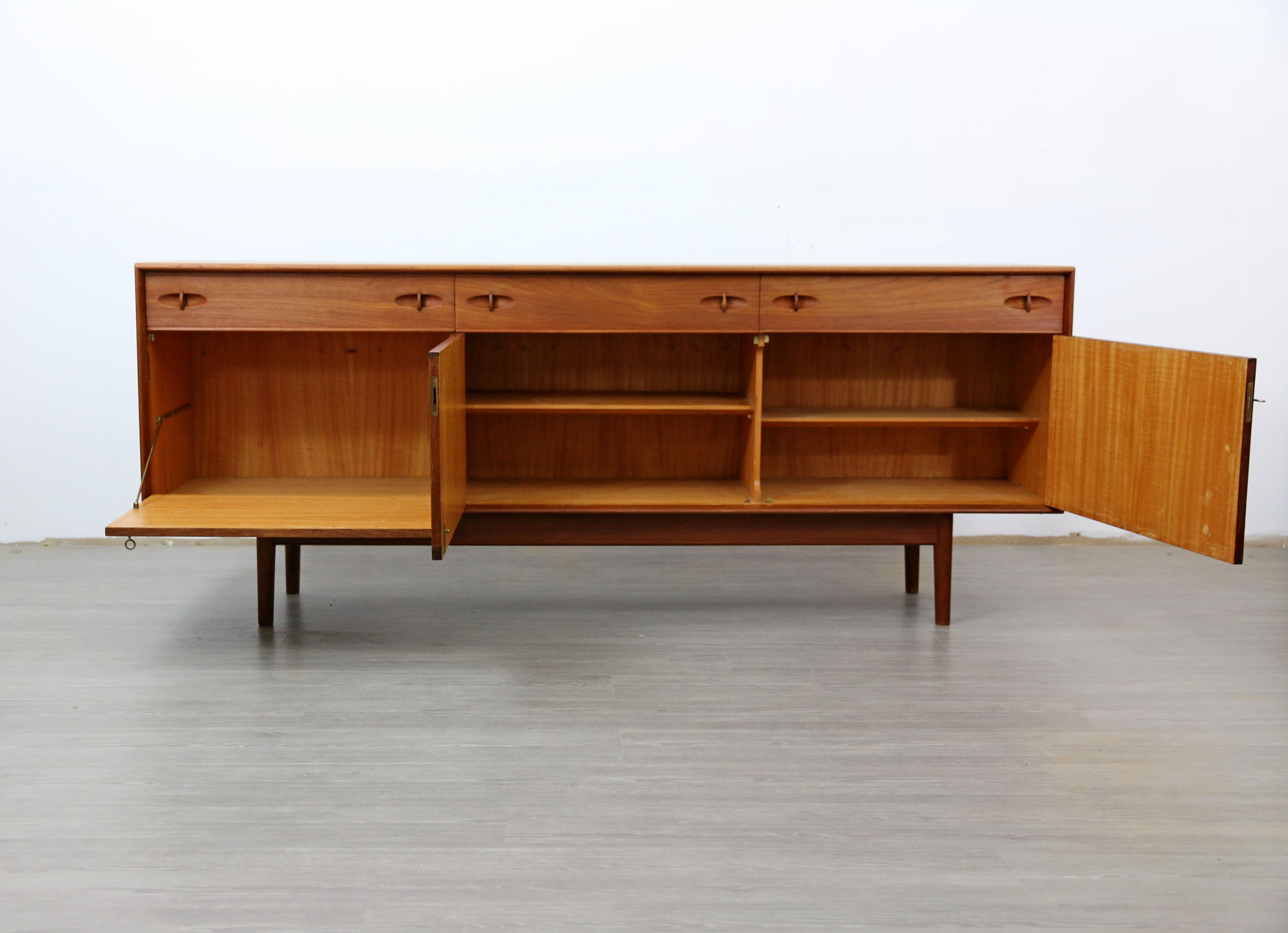 Enfilade par Dalescraft années 1960