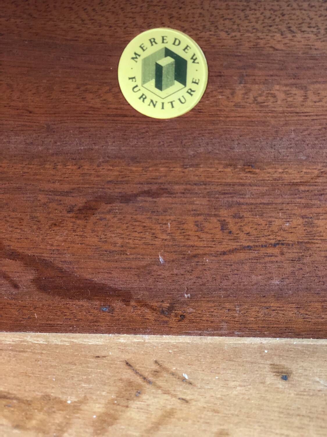 Mid-century Meredew chest of drawers with 5 drawers