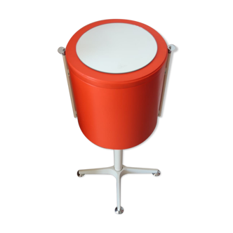 Vintage hairdresser orange year 60