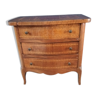 Master's chest of drawers