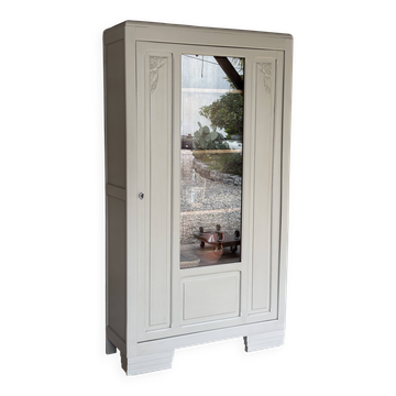Art Deco glass cabinet