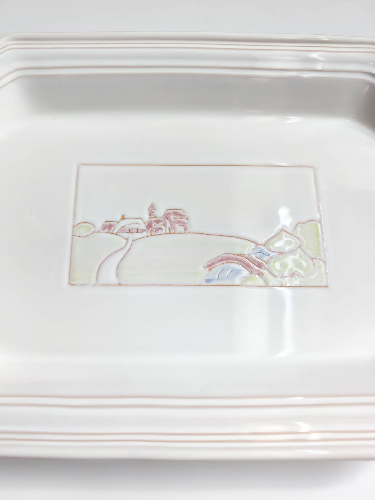 Plat long Niderviller modèle champêtre vintage