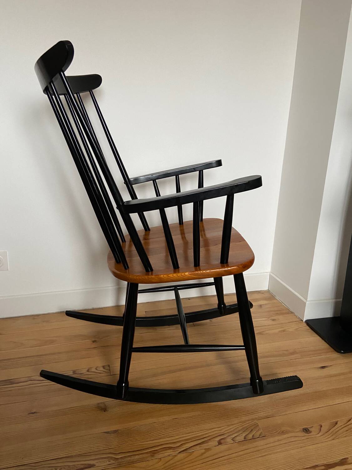 Vintage Scandinavian design rocking chair