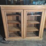 Vitrine en bois massif