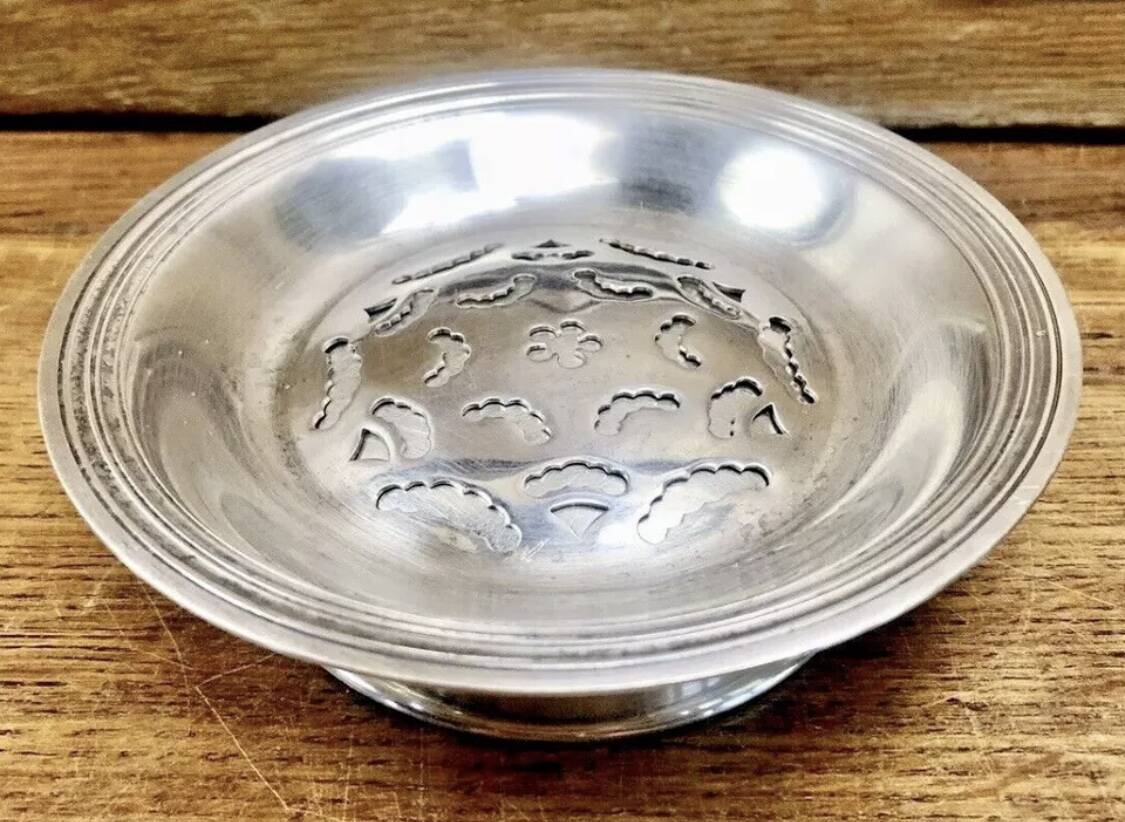 Christofle shell butter dish silver metal cookie cutter butter mold