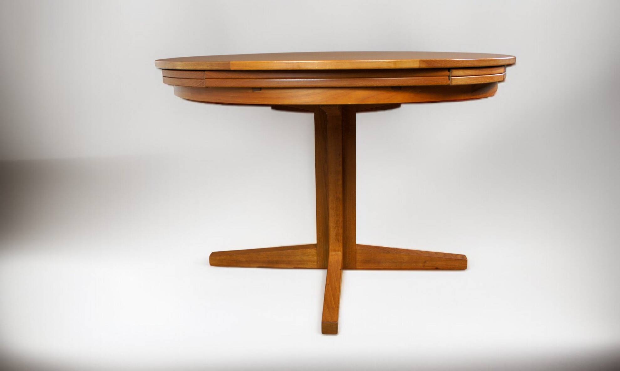 Table de Repas Danoise Flip-Flap Édition Dyrlund Modèle « Lotus » en Teck 1