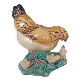 Statuette poule et ses poussins manufacture Shiwan années 50