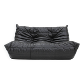 Canapé 2 places vintage Togo Ligne Roset en cuir noir par Michel Ducaroy années 1990