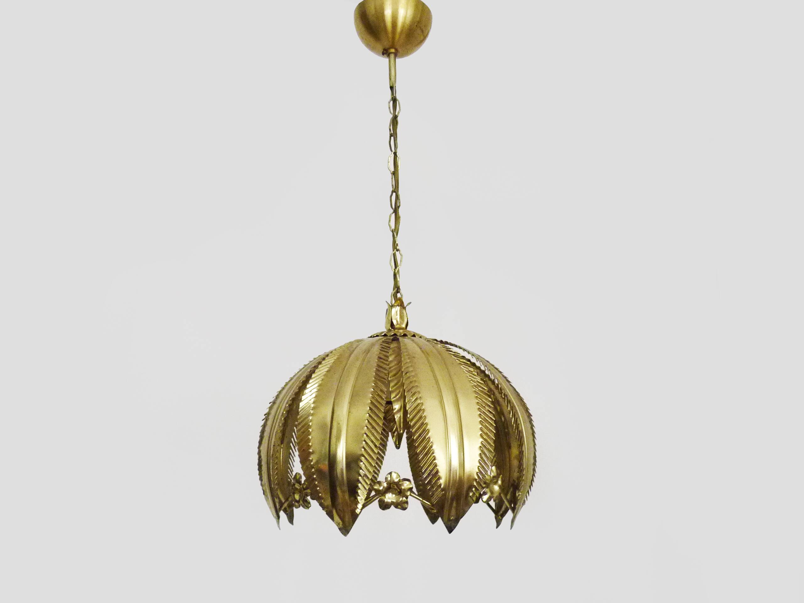 Vintage 80s gold metal palm leaf pendant light