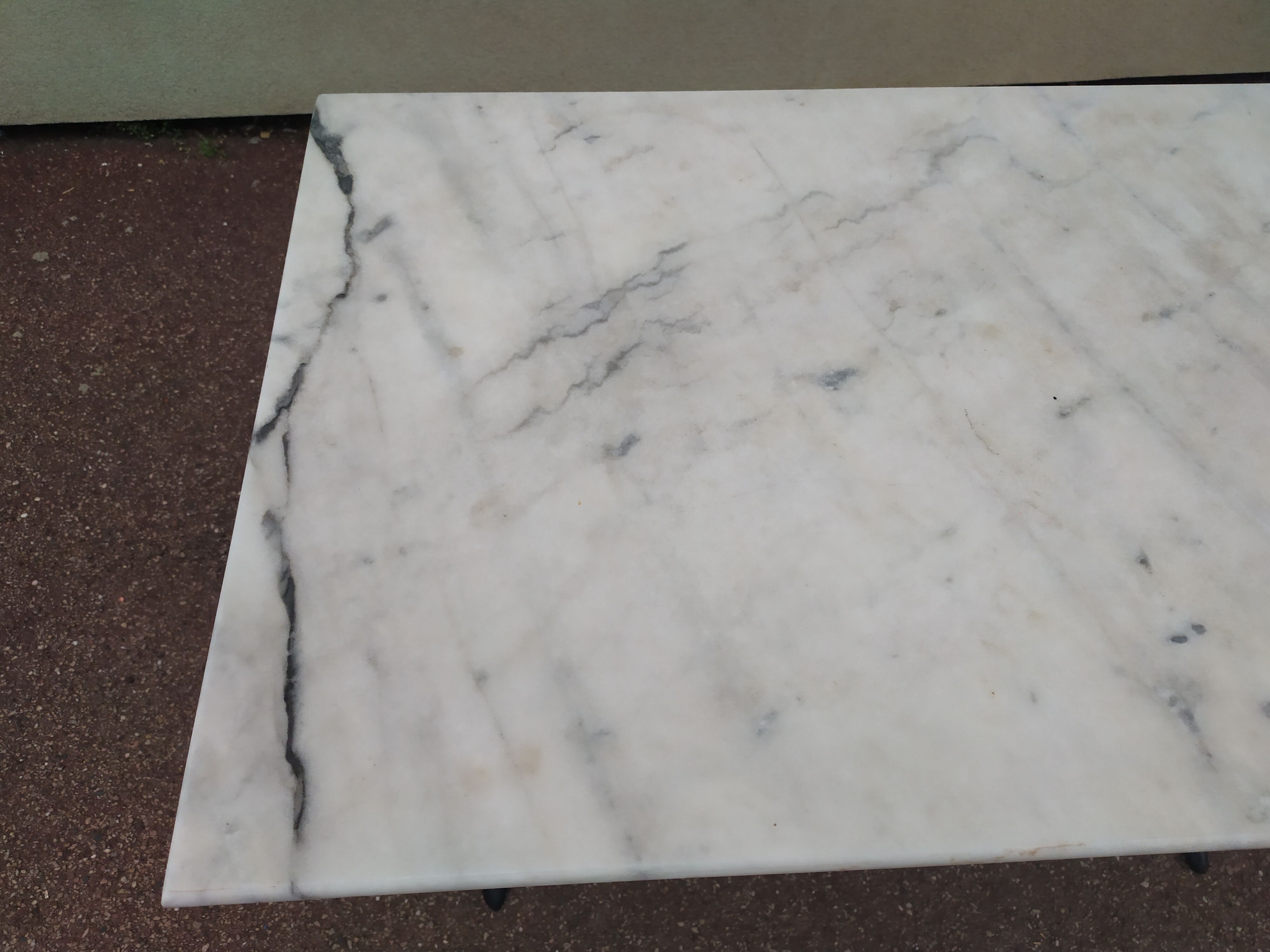 Bistro table in marble from a Parisian brasserie