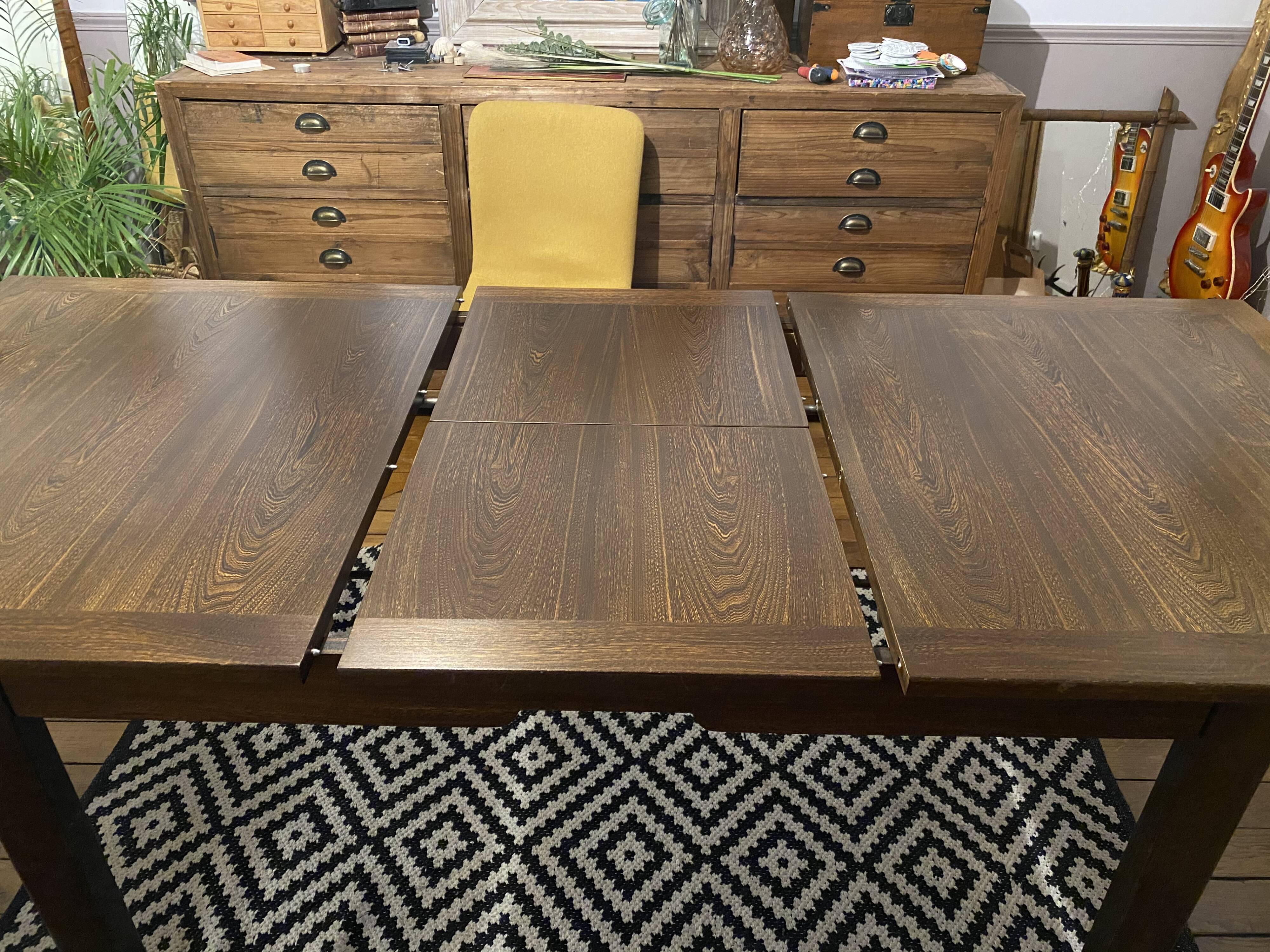 Extendable vintage dining table