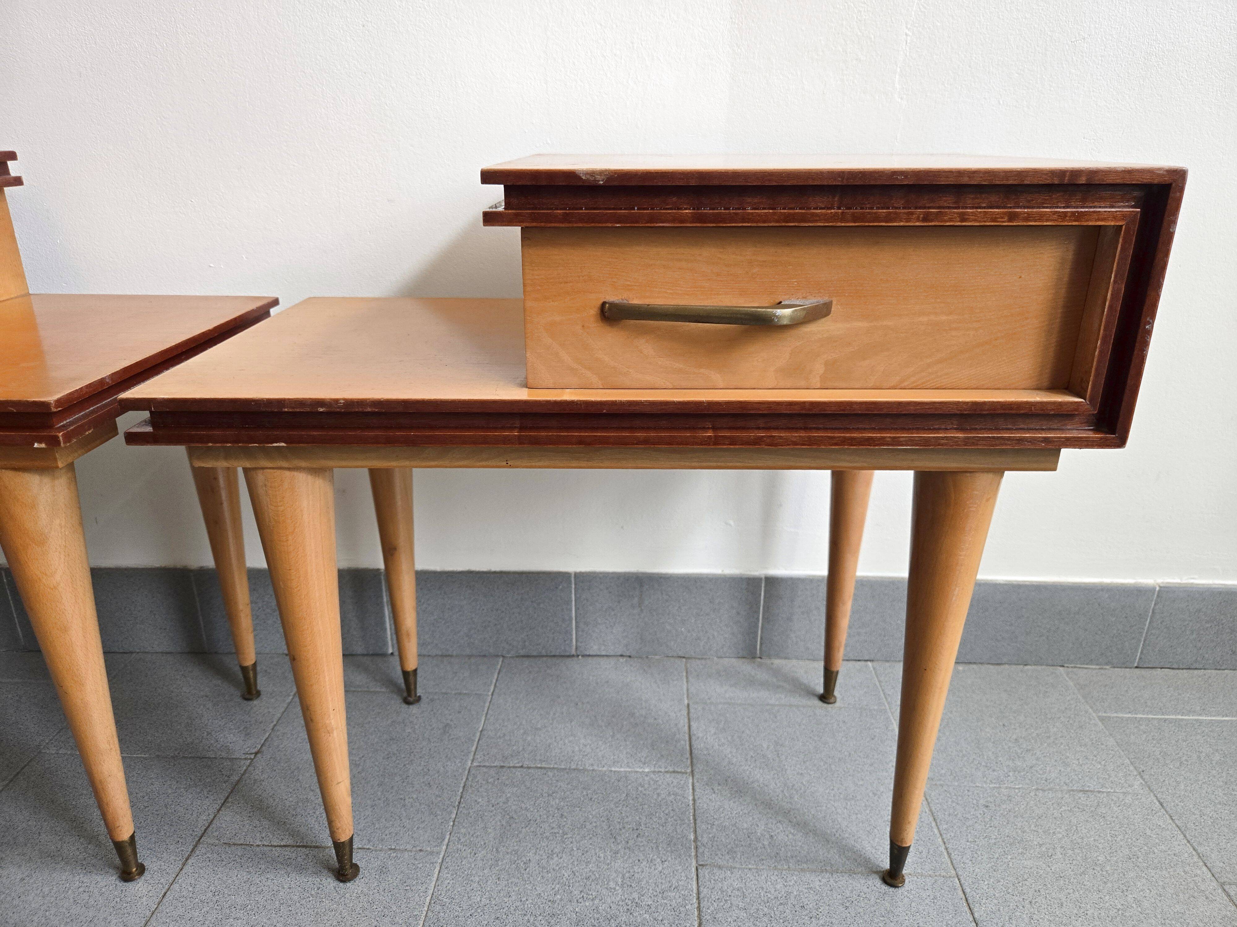 Paire de chevets asymétiques, 1960