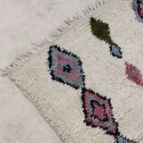Handmade moroccan berber rug 250 x 146 cm
