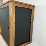 Yellow and black row with 2 sliding doors