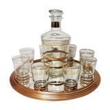 Service à liqueur composé d’une carafe en verre moulé