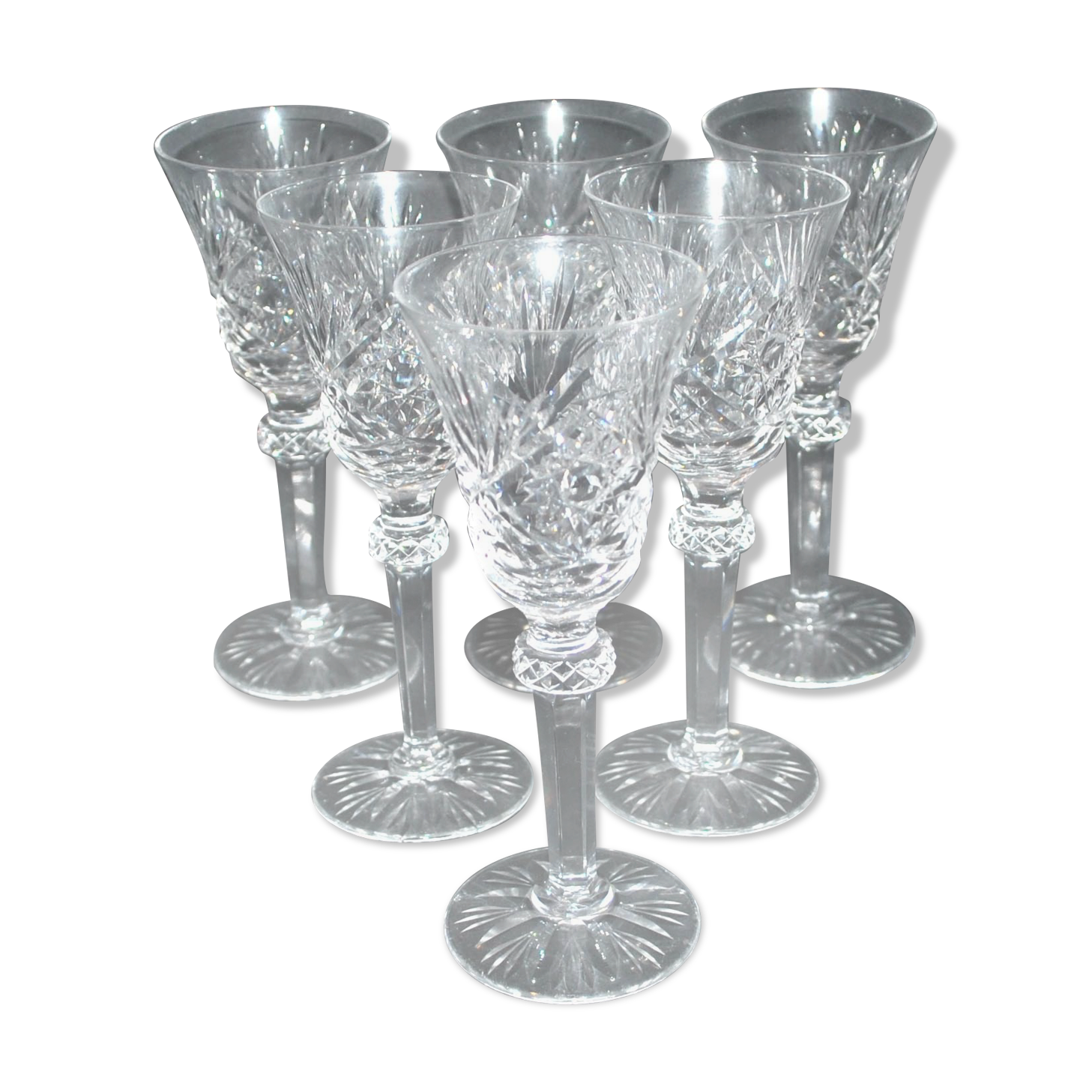 Cristallerie Lorraine, Series of 6 diamond cut crystal stemmed glasses 14.5cm