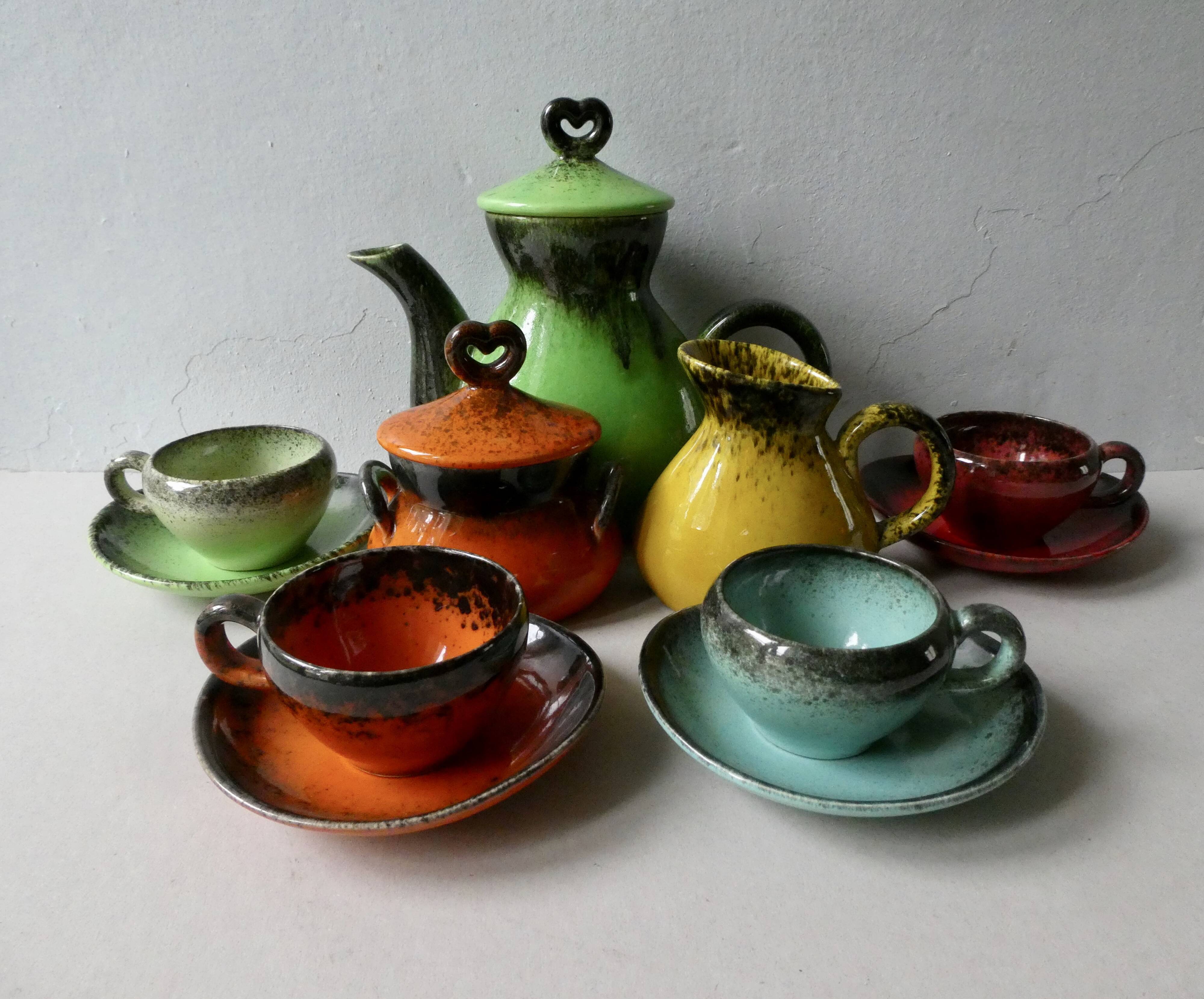 Keraluc Quimper France coffee service, 4 cups