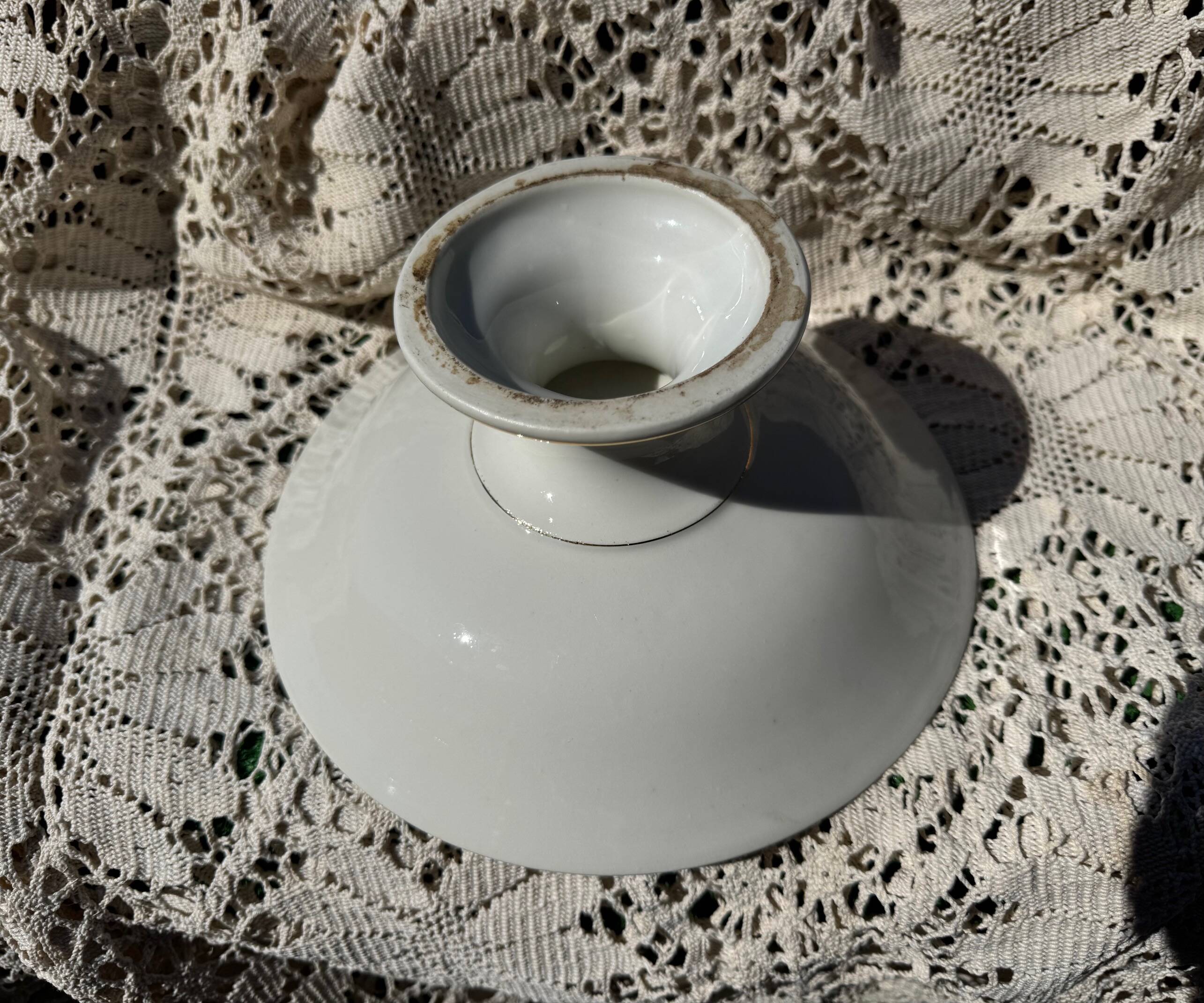 Porcelain fruit bowl, gilded