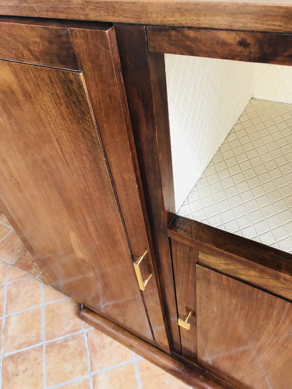 Art Deco low walnut sideboard Circa 1930/1940