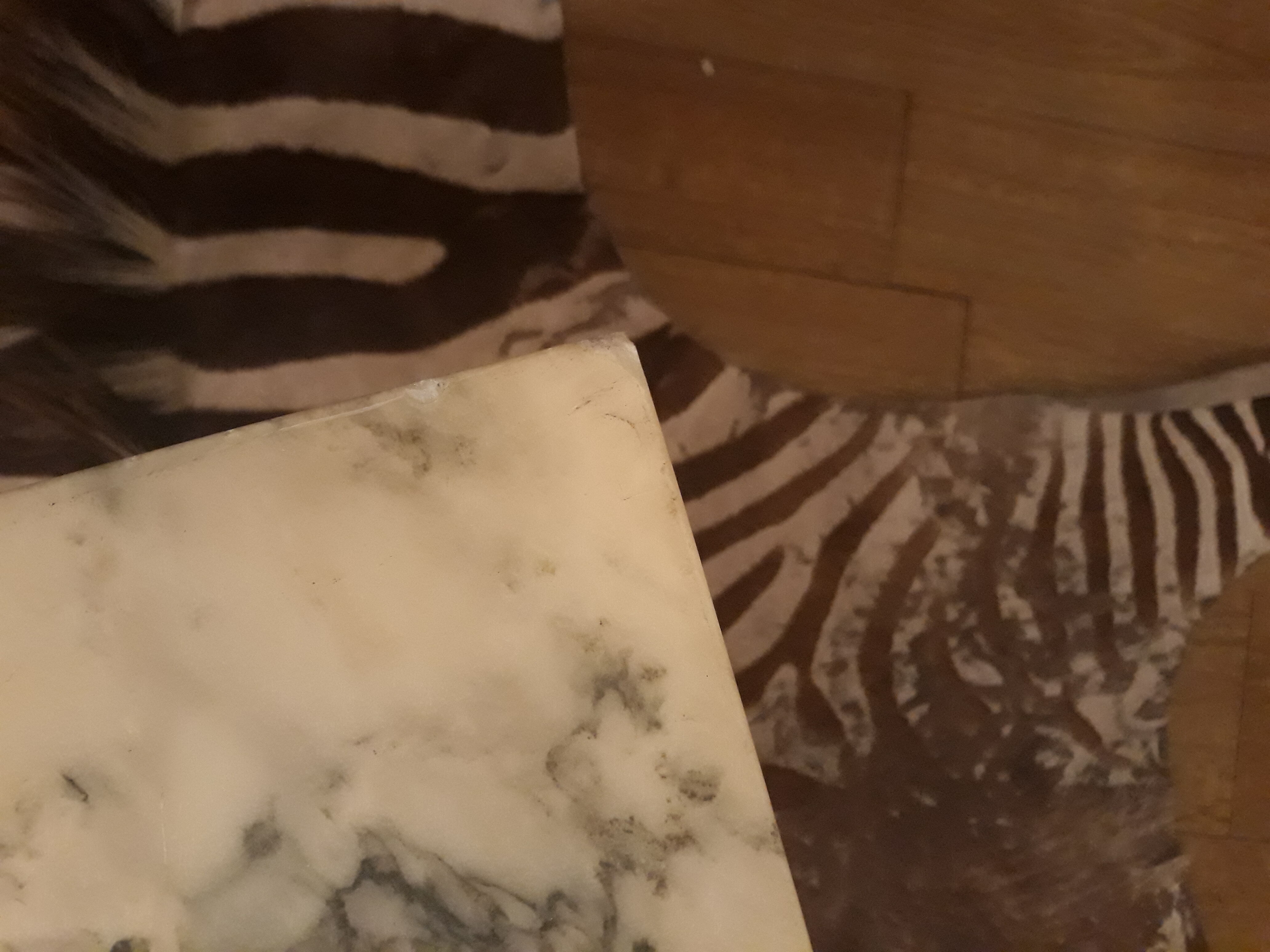 Table low 60s in laitin and marble