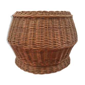 Xxl braided basket in wicker rattan