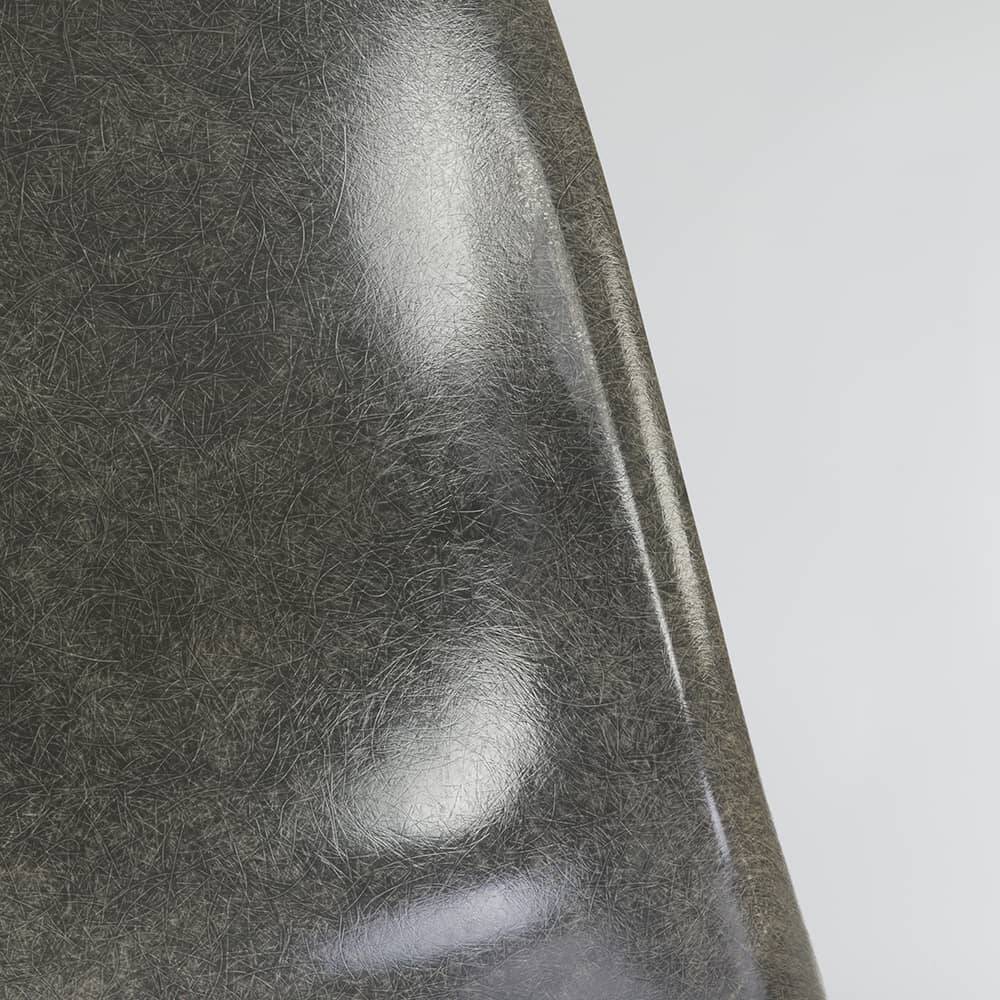 Paire de 2 chaises de salle à manger Eames DSW originales Herman Miller, gris éléphant