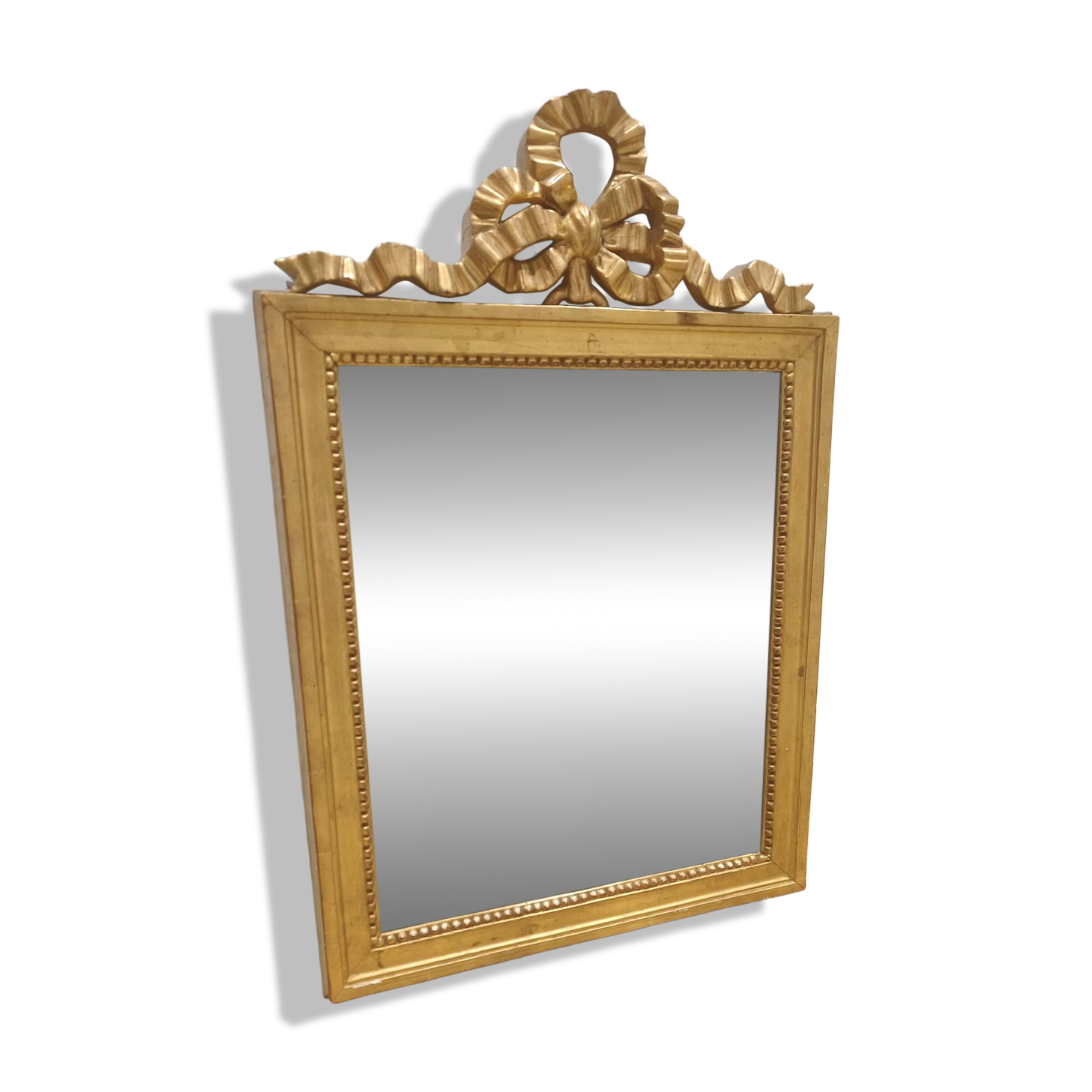 Miroir à fronton de style Louis XVI - Noeud de ruban - Fin XIXe