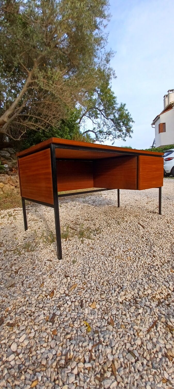 Old vintage desk Pierre Guariche 1970