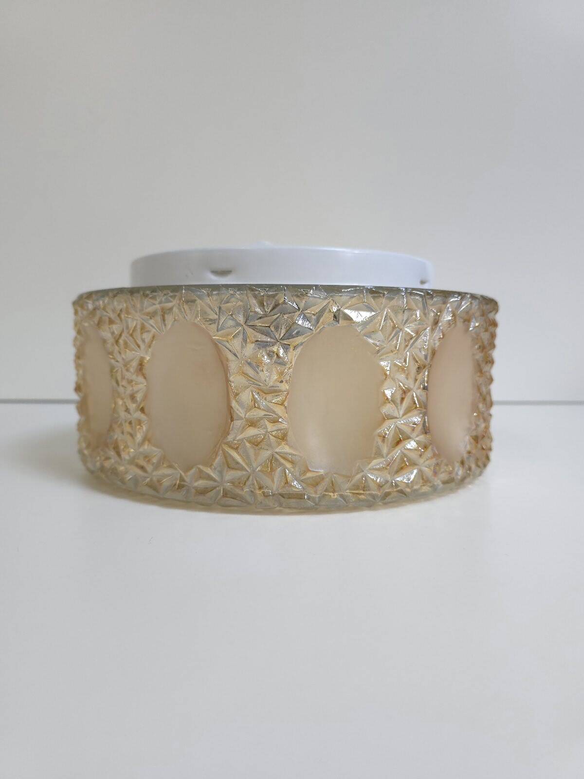 Plafonnier applique vintage Elgo 1970