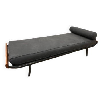 Day bed, Cleopatra daybed