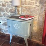 Bedside table