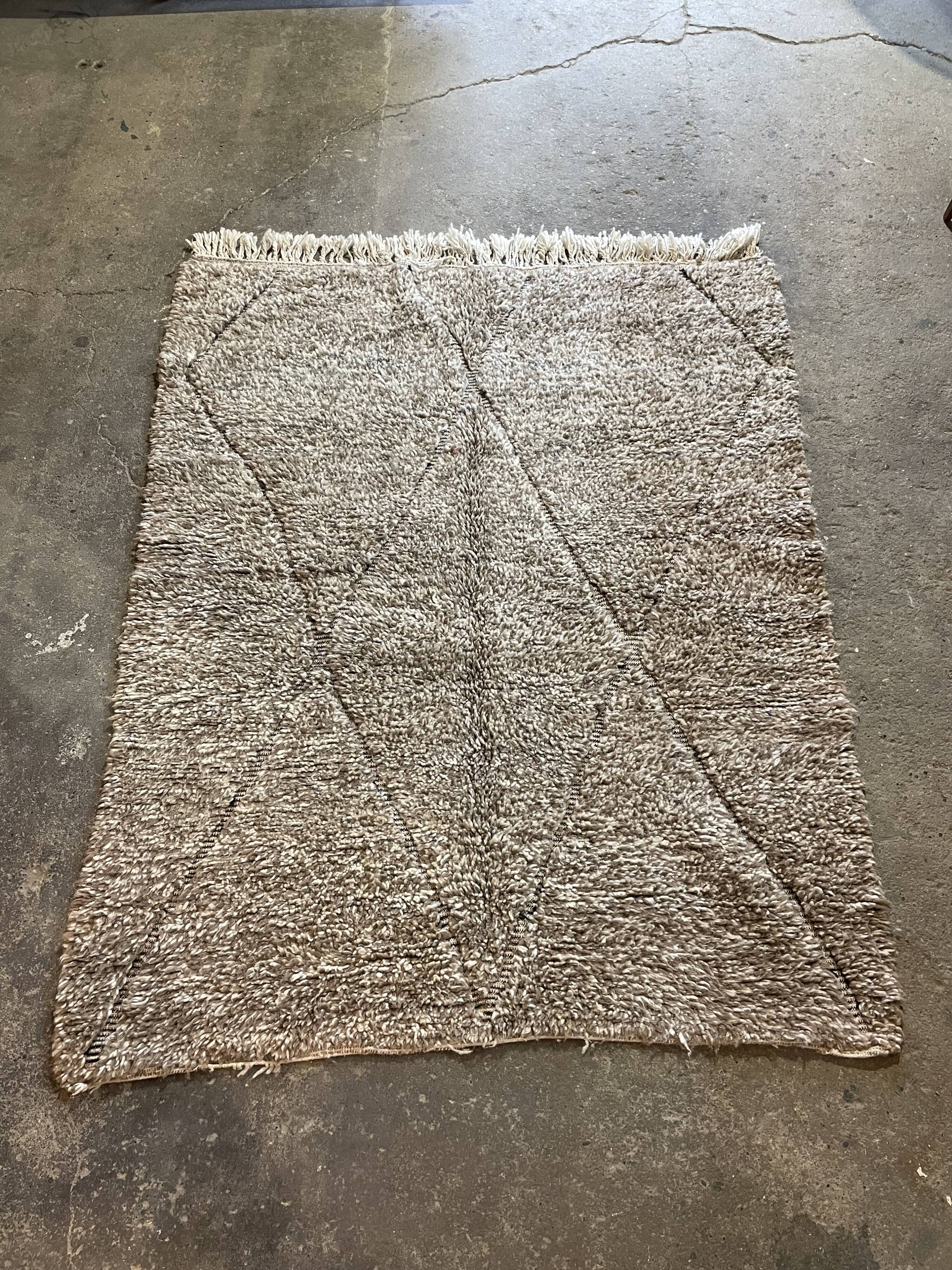 Berber carpet Beni Ouarain 190x150cm