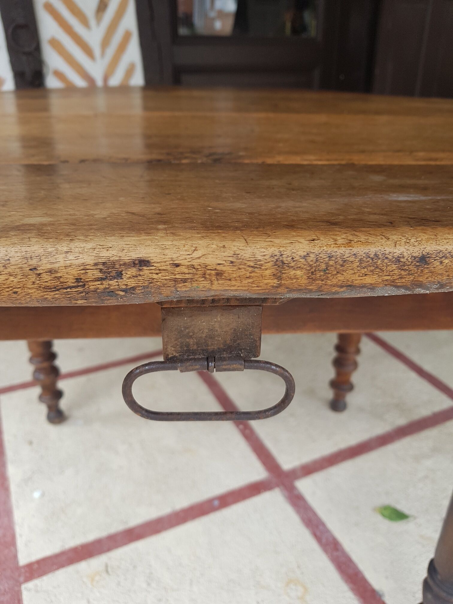 Table with flaps shutters extensions wood round oval 1900