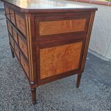 Commode de style Louis XVI